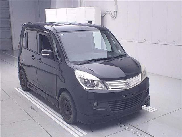 Suzuki Solio 2011
