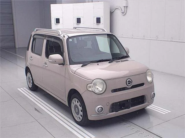 Daihatsu Mira Cocoa 2011