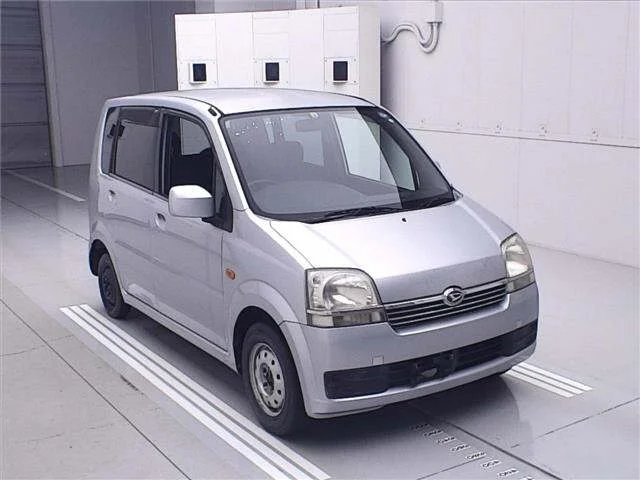 Daihatsu Move 2003