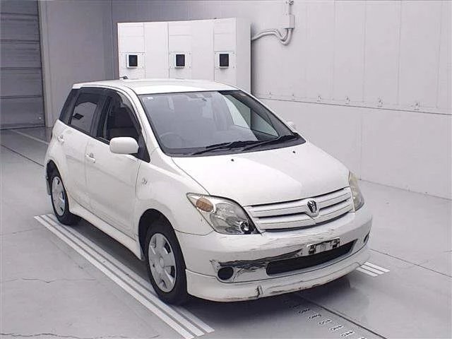 Toyota Ist 2003