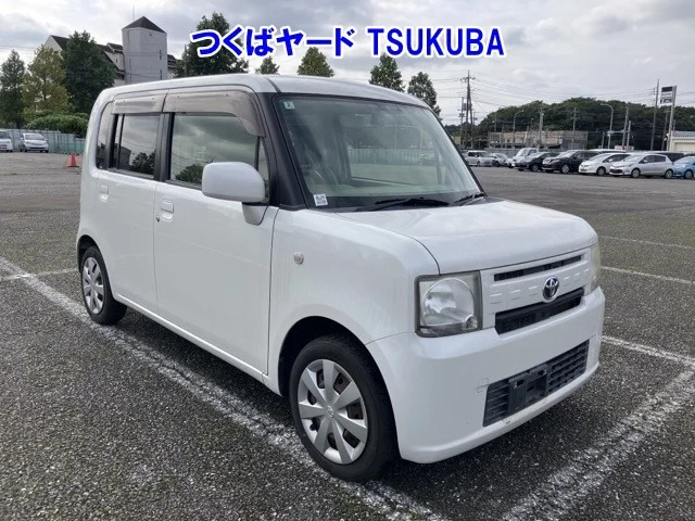 Toyota Pixis Space 2016