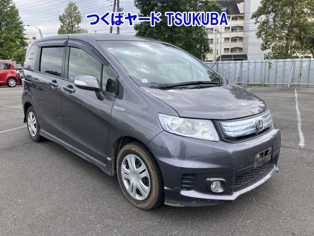 Honda Freed Spike 2014
