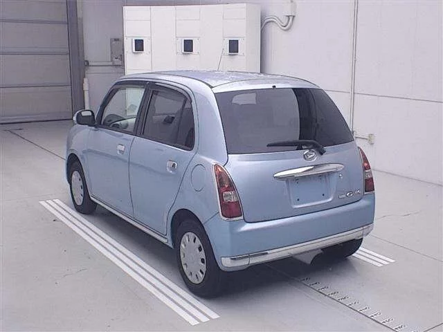Daihatsu Mira 2006