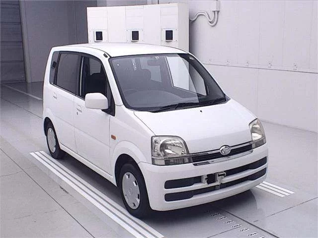 Daihatsu Move 2006