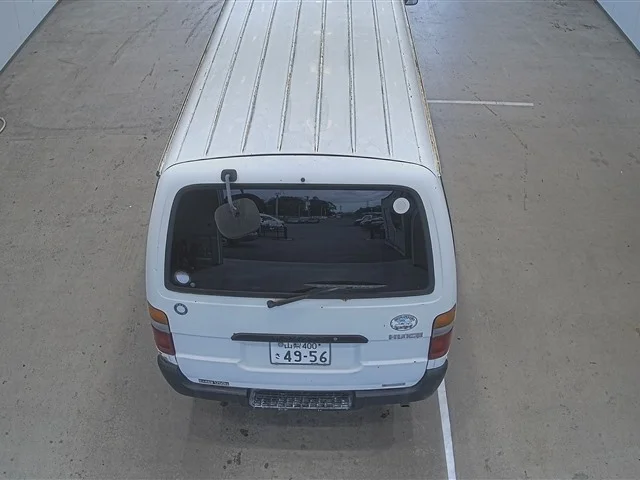 Toyota HiAce  с аукциона в Японии