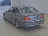Цена авто BMW 3-Series с аукционов Японии, номер кузова AV22, пробег 79 000, оценка 4