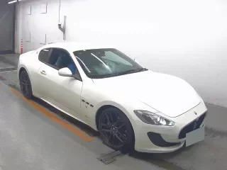 MASERATI GRANTURISMO