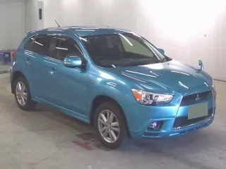 MITSUBISHI RVR