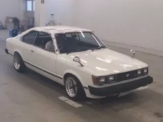 TOYOTA CARINA