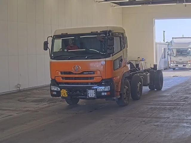 Nissan UD 2008