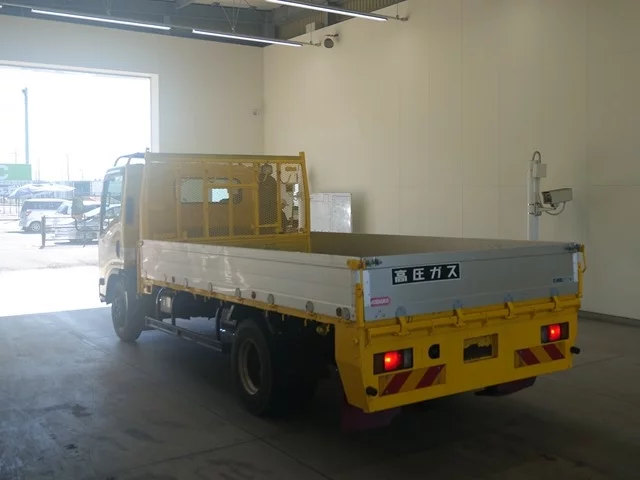 Isuzu Elf  с аукциона в Японии