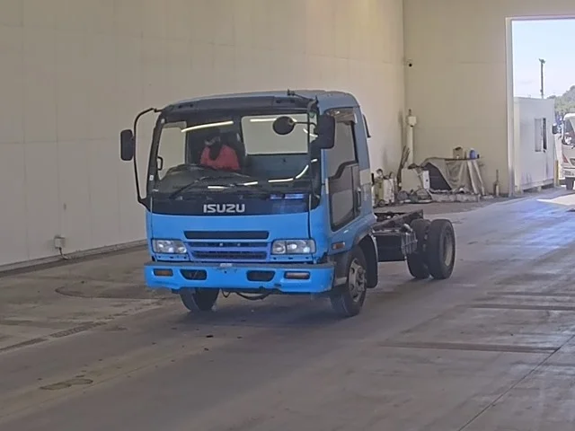 Isuzu Forward 2003
