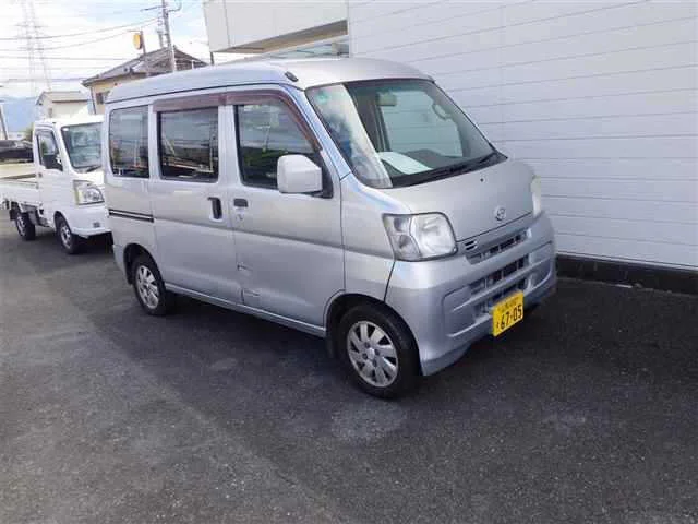 Daihatsu Hijet Cargo 2011