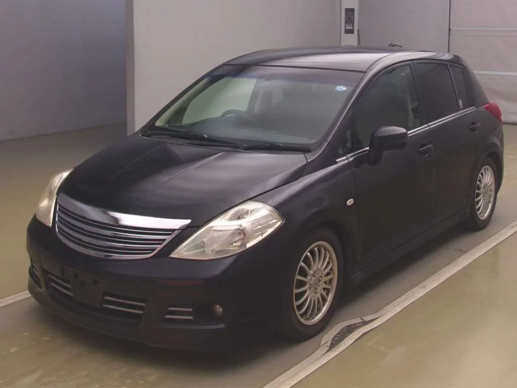 Nissan Tiida 2008
