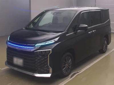 Статистика аукционов Toyota Voxy