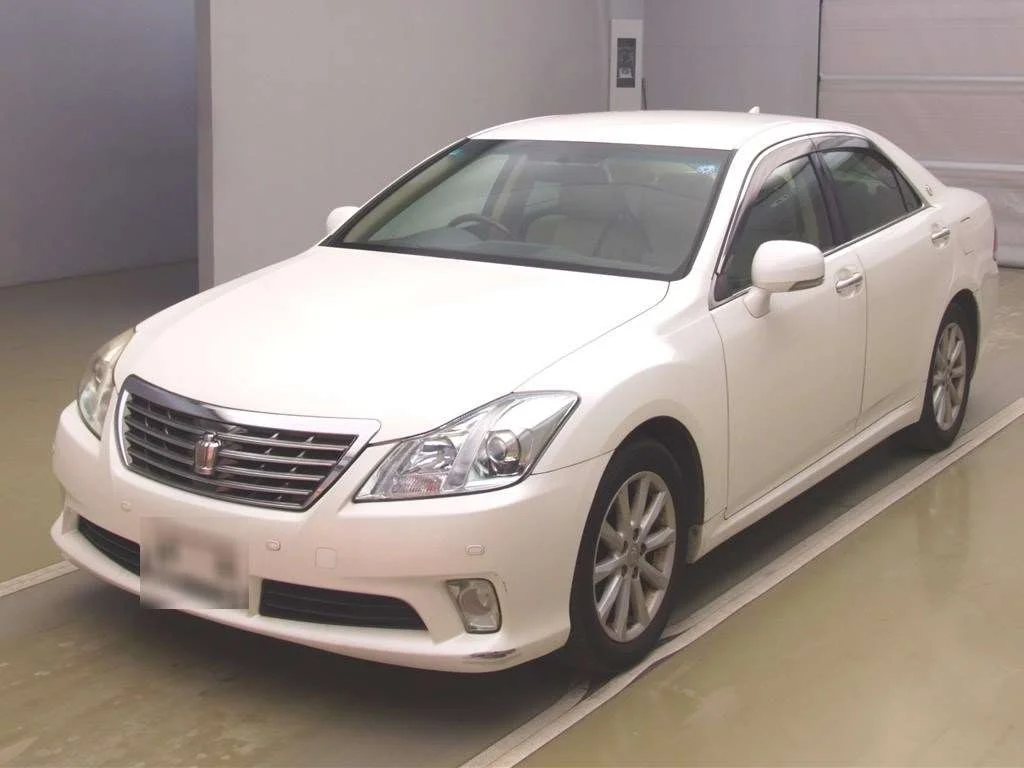 Toyota Crown 2012