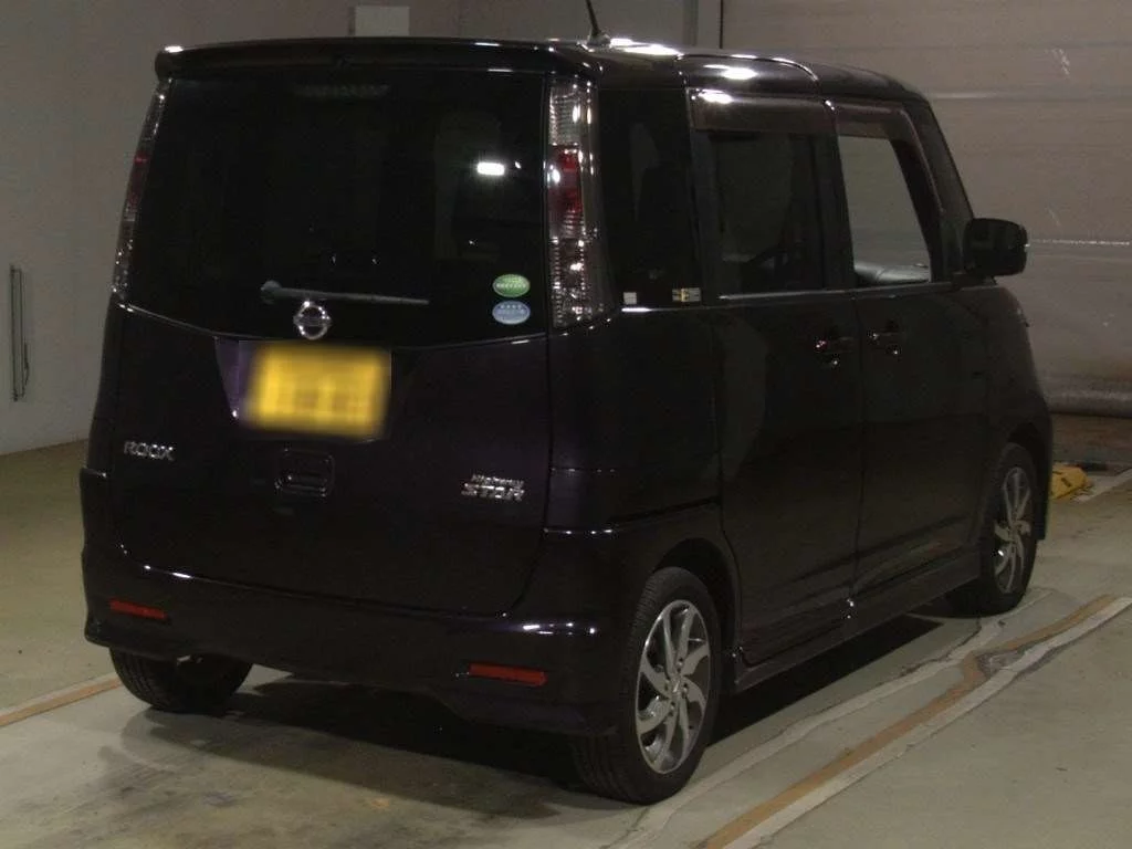 Nissan Roox 2012