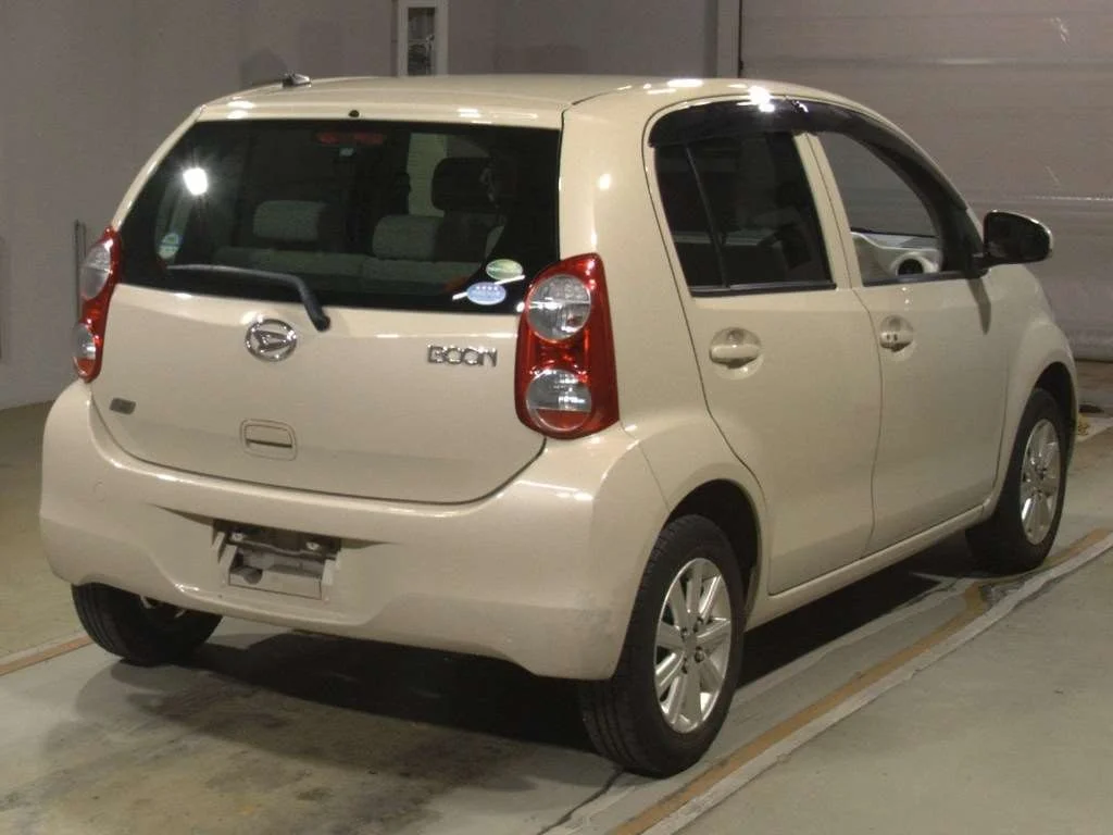 Daihatsu Boon  с аукциона в Японии