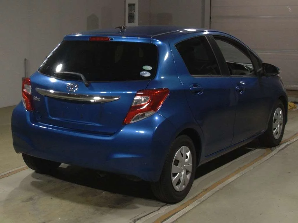 Toyota Vitz 2016