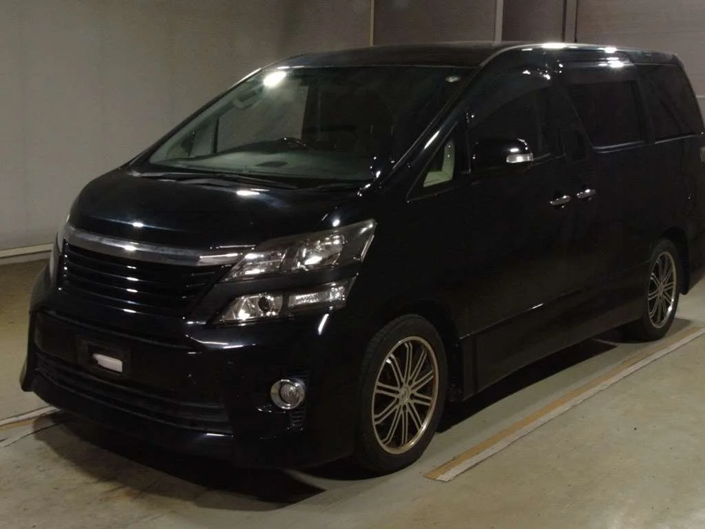 Toyota Vellfire 2012