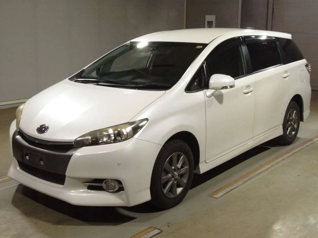 Toyota Wish 2014
