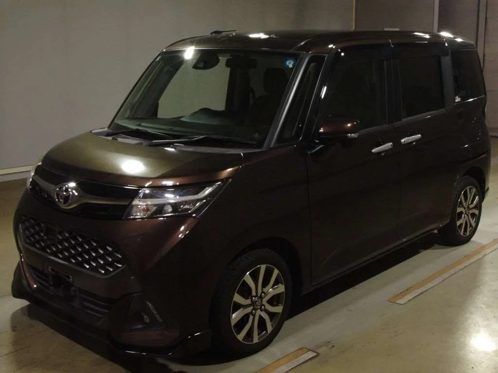 Toyota Tank 2017