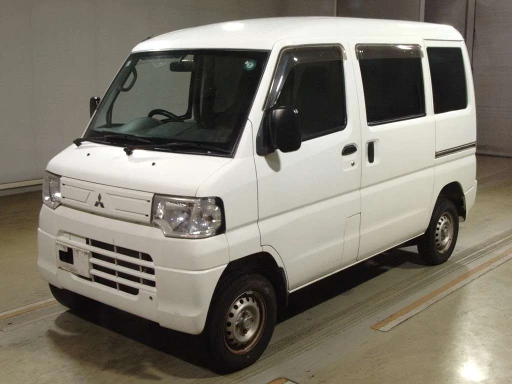 Mitsubishi Minicab MiEV  с аукциона в Японии