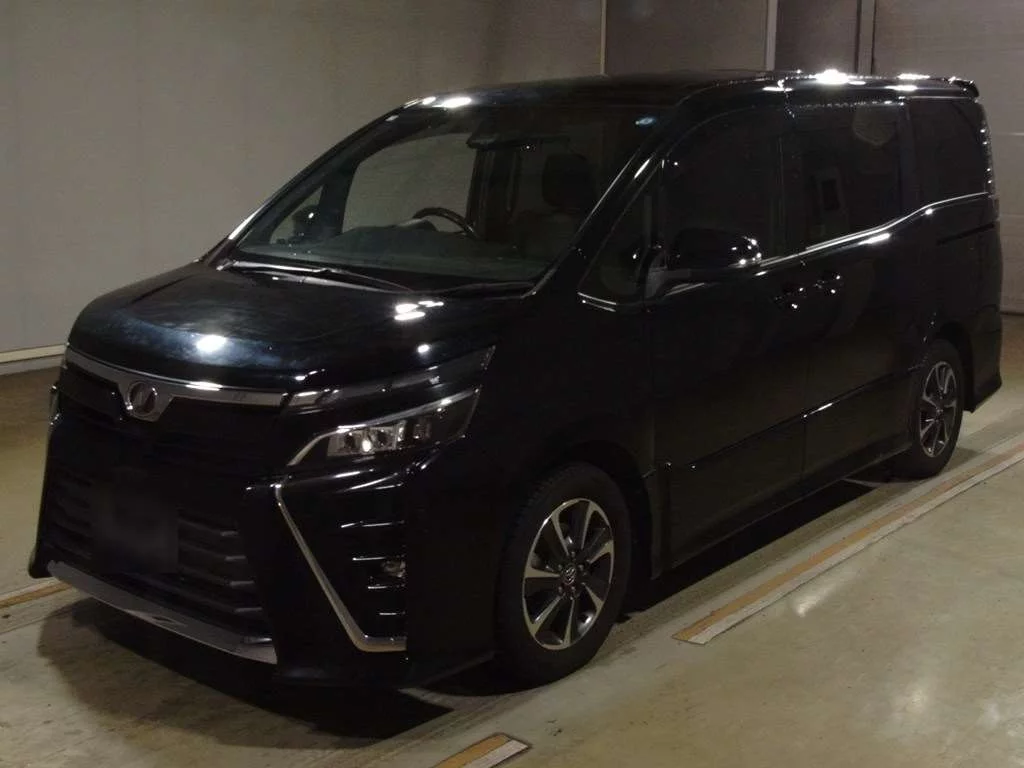 Toyota Voxy 2017