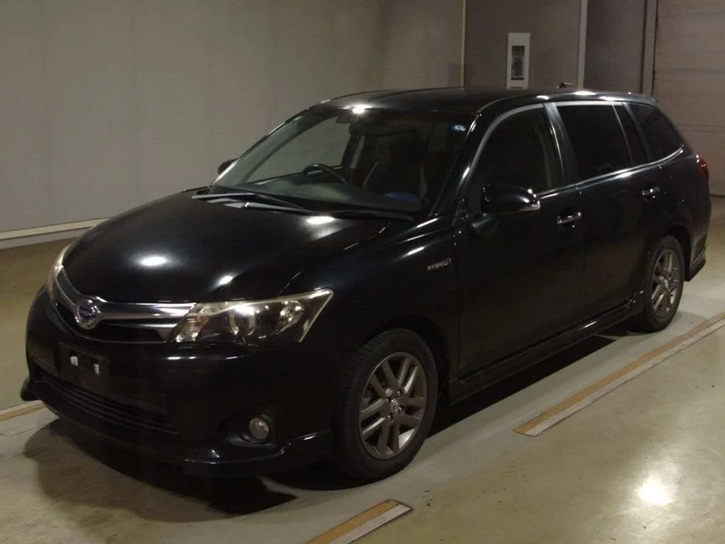Toyota Corolla Fielder 2014