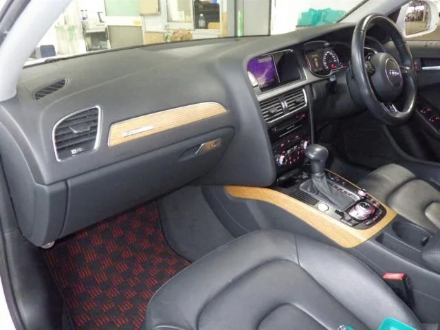Audi A4 Allroad Quattro  с аукциона в Японии