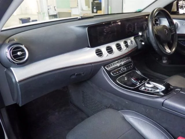 Mercedes-Benz E-Class 2018