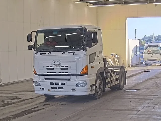 Hino Profia  с аукциона в Японии