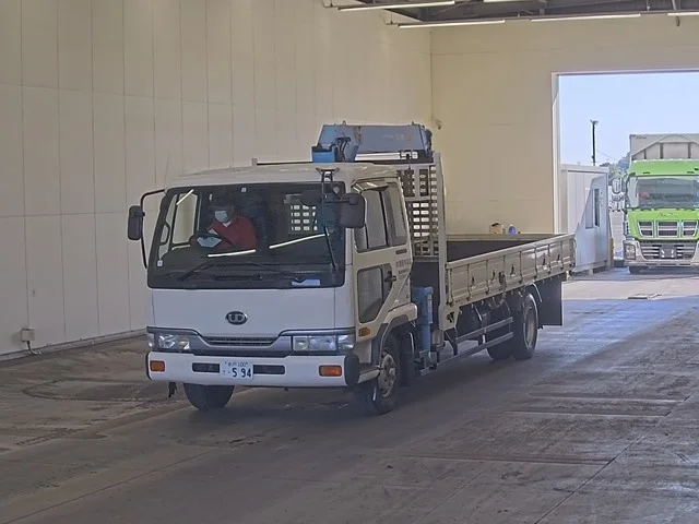 NISSAN DIESEL (UD) CONDOR  с аукциона в Японии