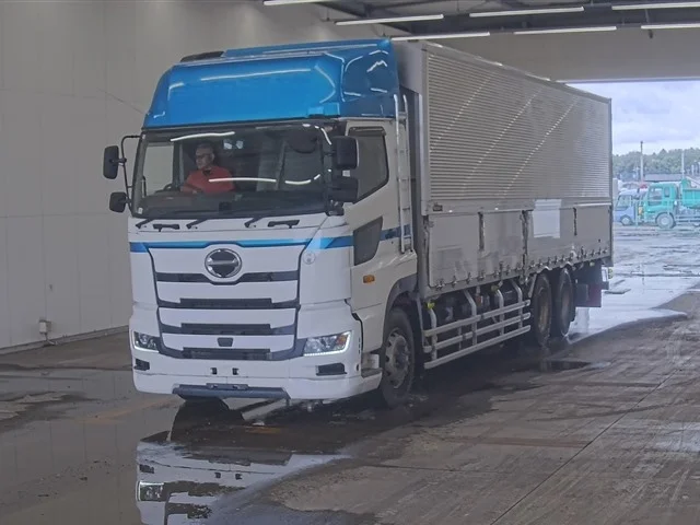 Hino Profia  с аукциона в Японии