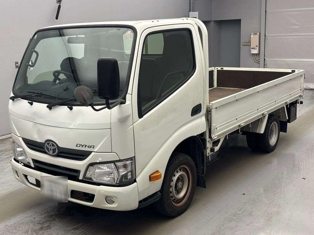 Toyota Dyna 2017