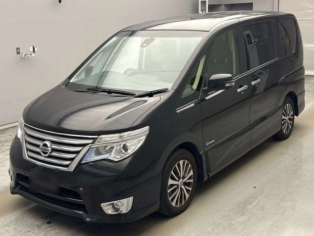 Nissan Serena 2015