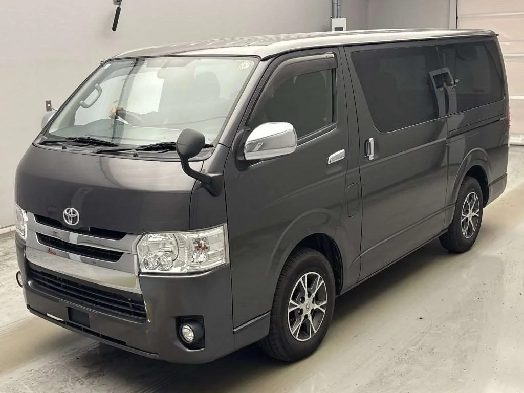 Toyota HiAce Van 2019