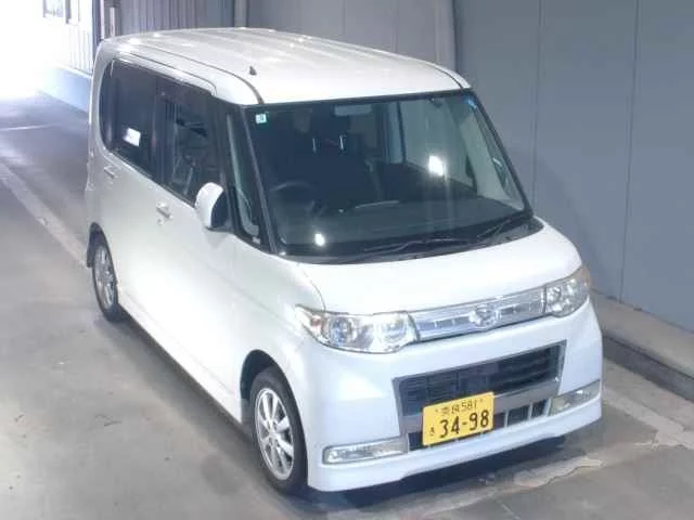 Daihatsu Tanto 2008