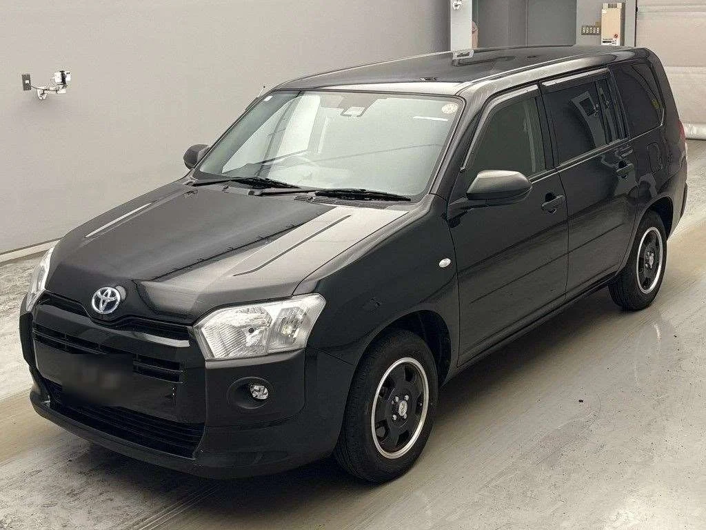 Toyota Probox 2024