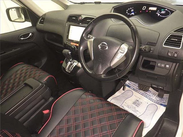 Nissan Serena 2012
