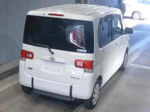 Daihatsu Tanto 2013