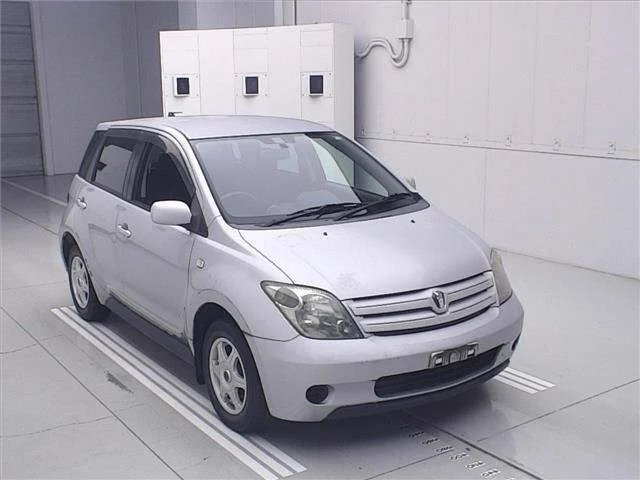Toyota Ist 2003