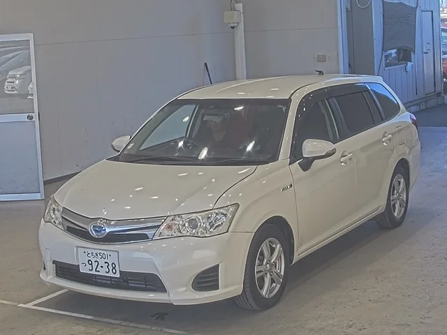 Toyota Corolla Fielder 2014