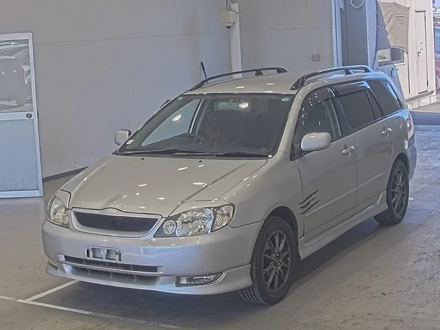 Toyota Corolla Fielder  с аукциона в Японии
