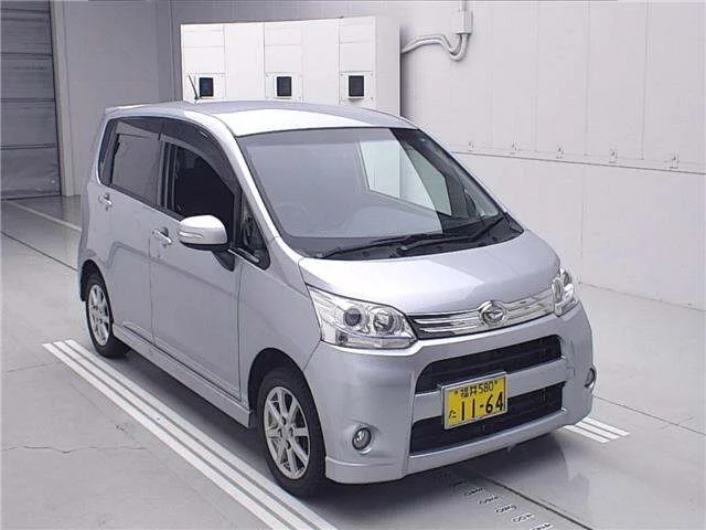 Daihatsu Move 2011