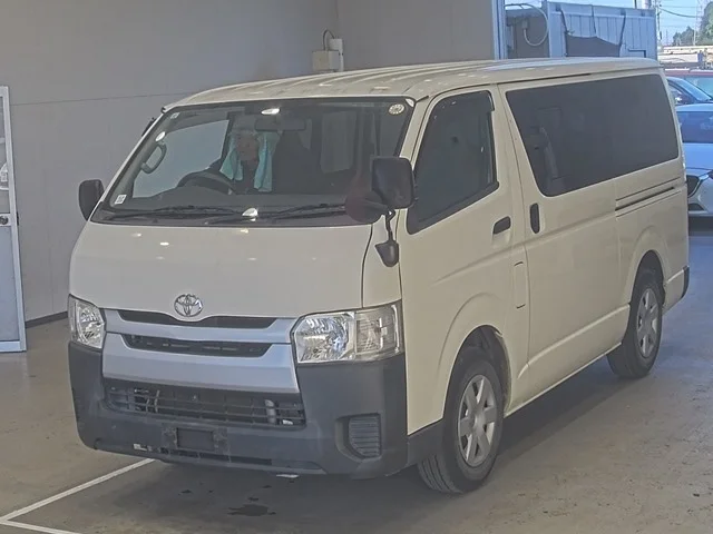 Toyota HiAce Van 2016
