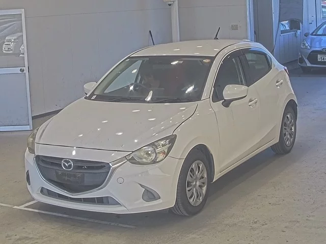 Mazda Demio 2015