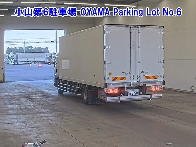 Isuzu Forward  с аукциона в Японии
