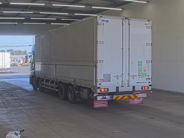 Nissan UD  с аукциона в Японии