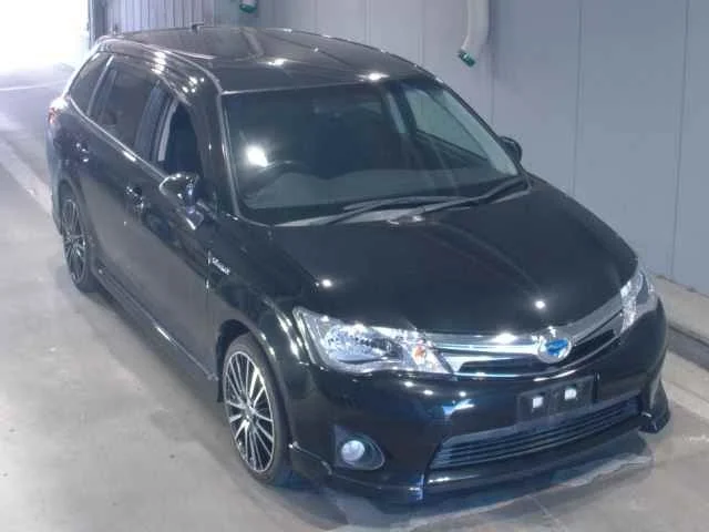 Toyota Corolla Fielder 2013